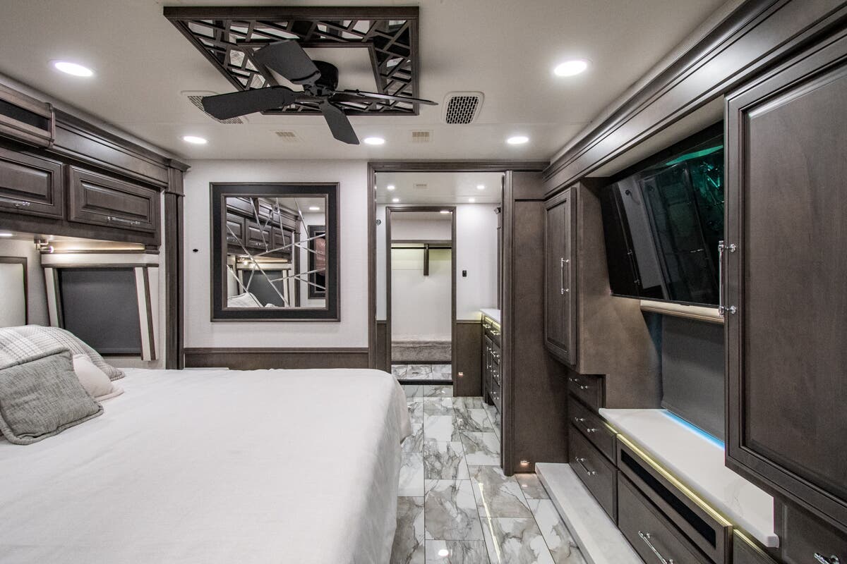 Bus-Stuff.com Class A Rv For Sale
