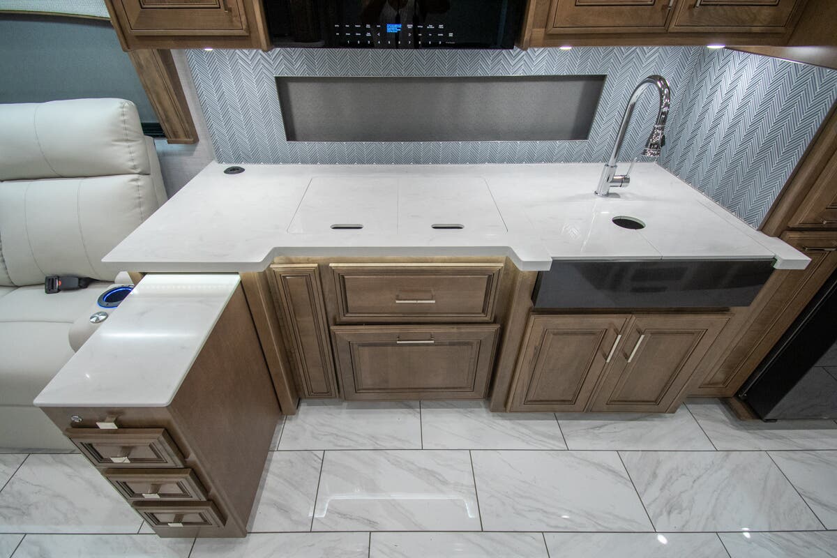 Bus-Stuff.com Class A Rv For Sale