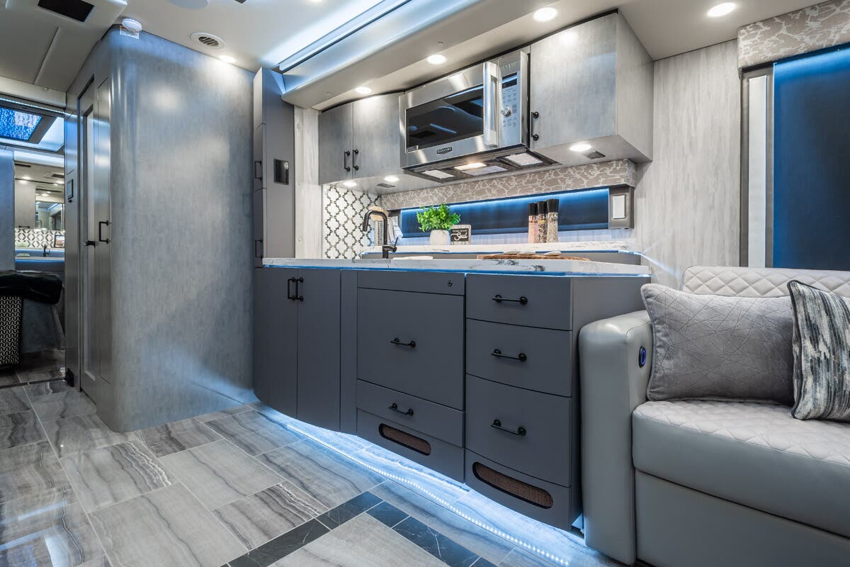 Bus-Stuff.com Class A Rv For Sale