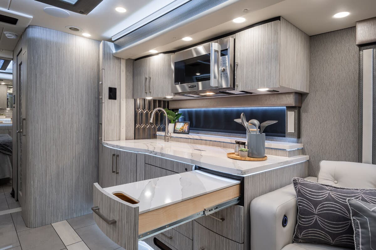 Bus-Stuff.com Class A Rv For Sale