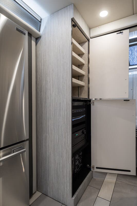Bus-Stuff.com Class A Rv For Sale