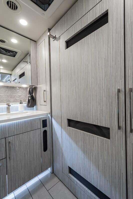 Bus-Stuff.com Class A Rv For Sale