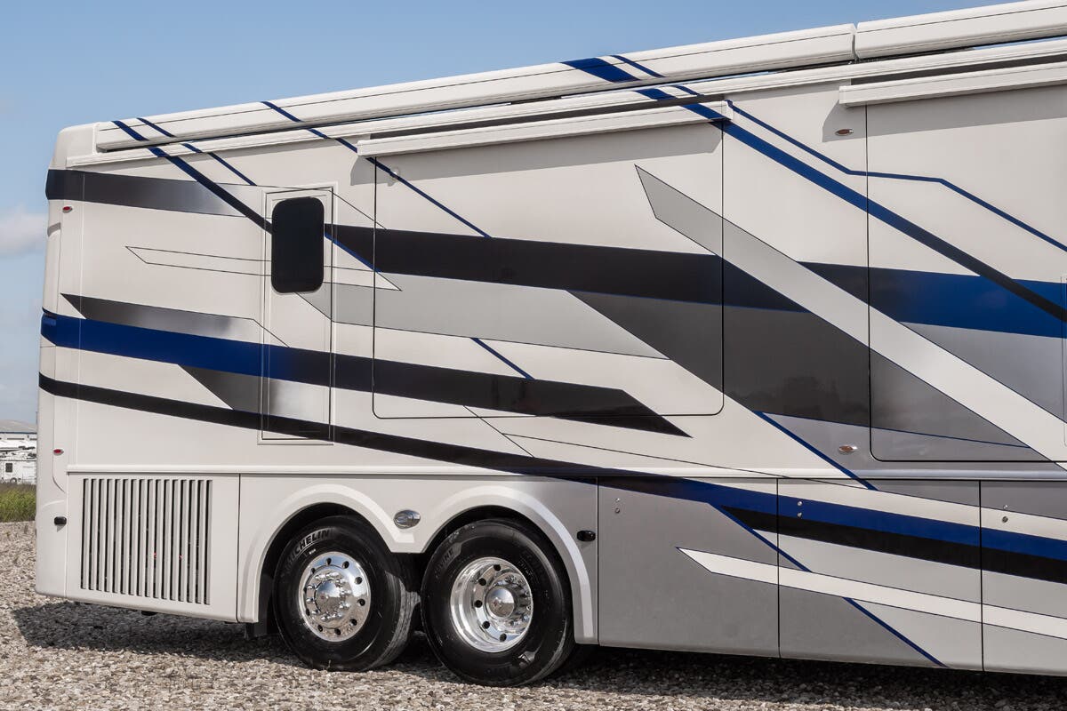 Bus-Stuff.com Class A Rv For Sale