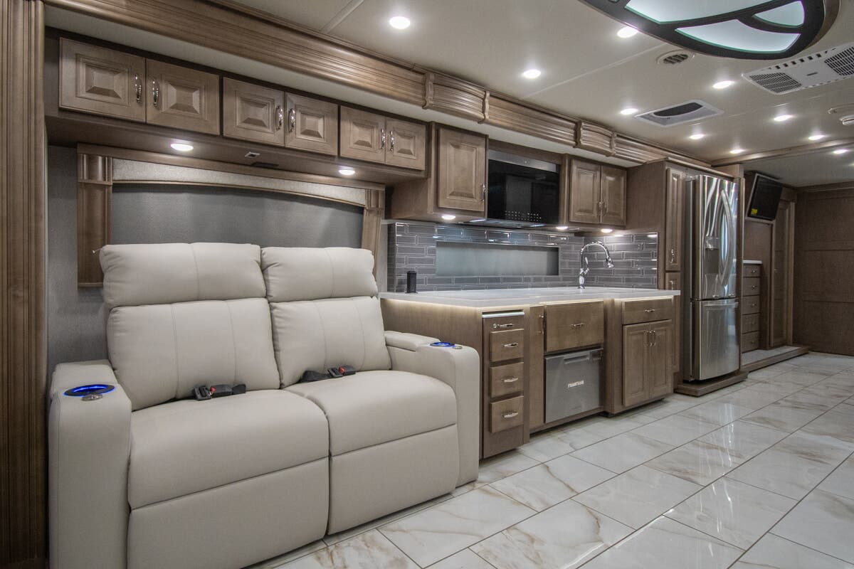 Bus-Stuff.com Class A Rv For Sale