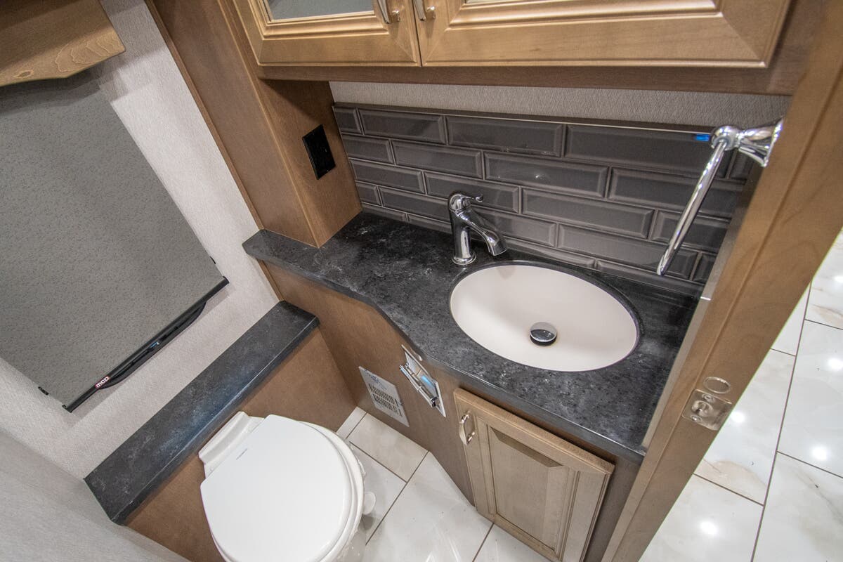 Bus-Stuff.com Class A Rv For Sale