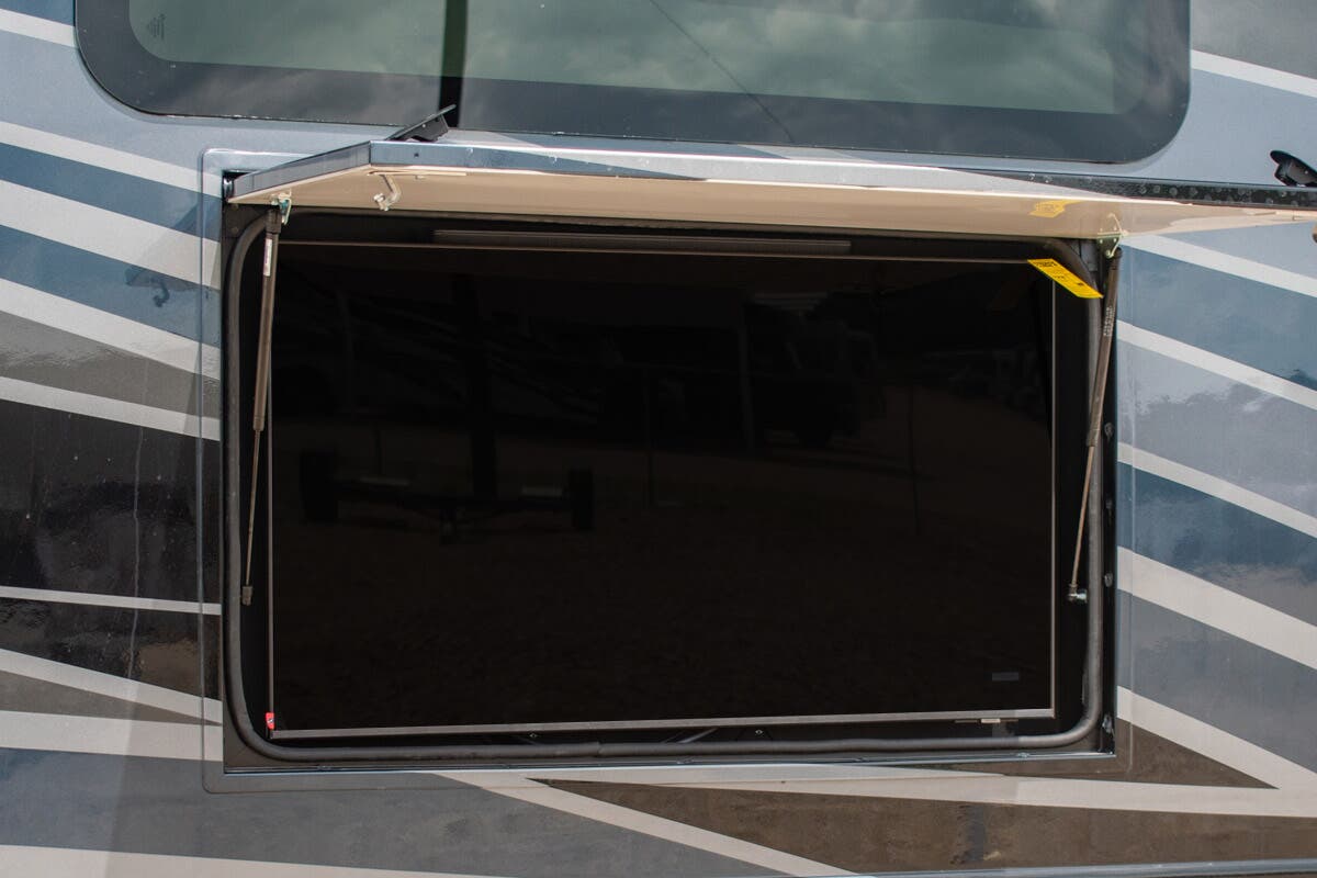 Bus-Stuff.com Class A Rv For Sale