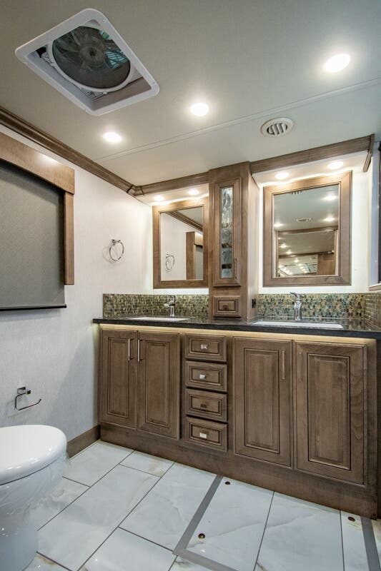 Bus-Stuff.com Class A Rv For Sale