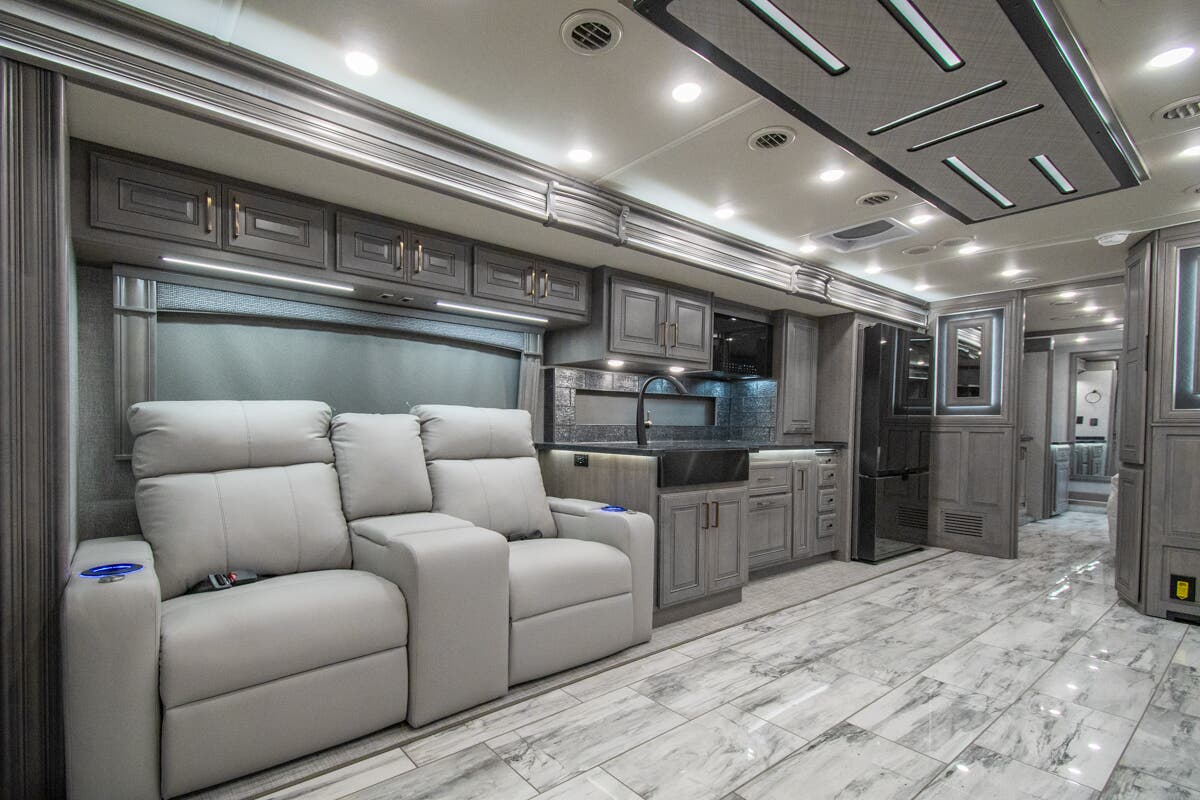 Bus-Stuff.com Class A Rv For Sale