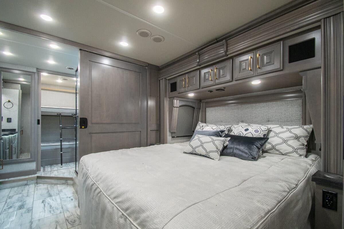 Bus-Stuff.com Class A Rv For Sale