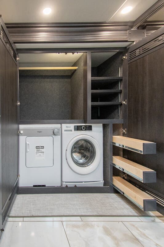 Bus-Stuff.com Class A Rv For Sale