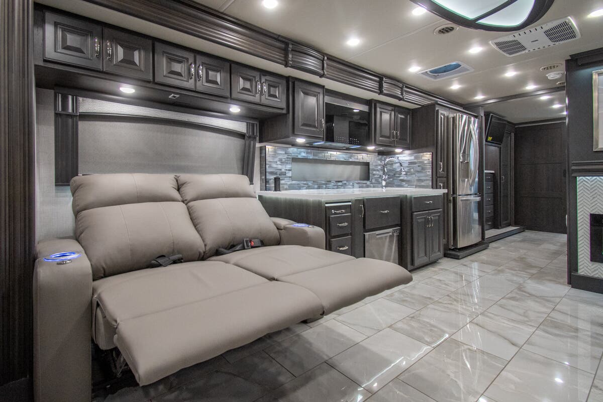 Bus-Stuff.com Class A Rv For Sale
