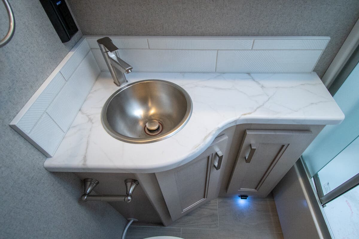 Bus-Stuff.com Class A Rv For Sale