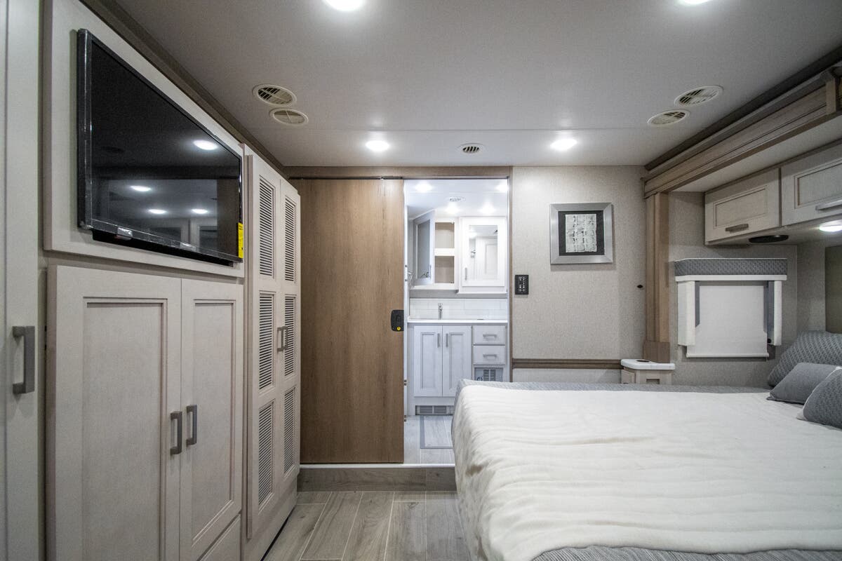 Bus-Stuff.com Class A Rv For Sale