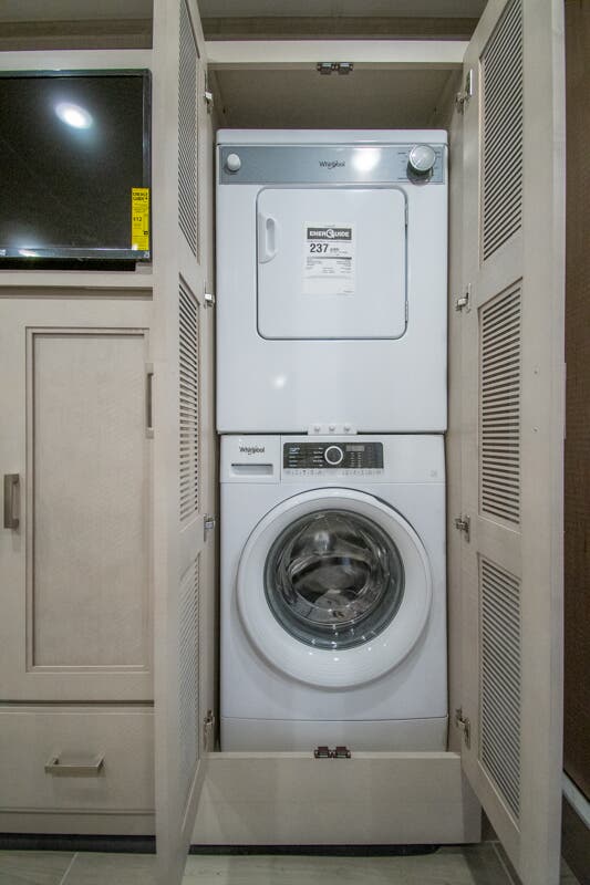 Bus-Stuff.com Class A Rv For Sale