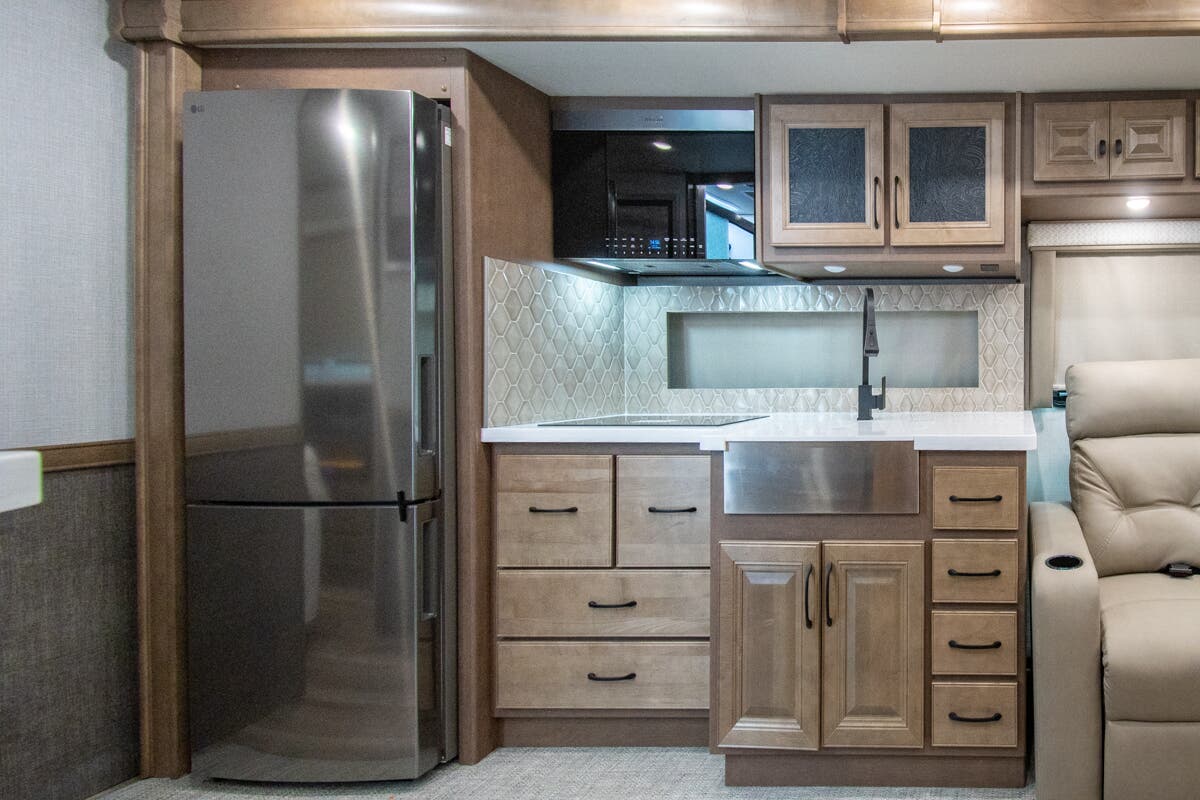 Bus-Stuff.com Class A Rv For Sale