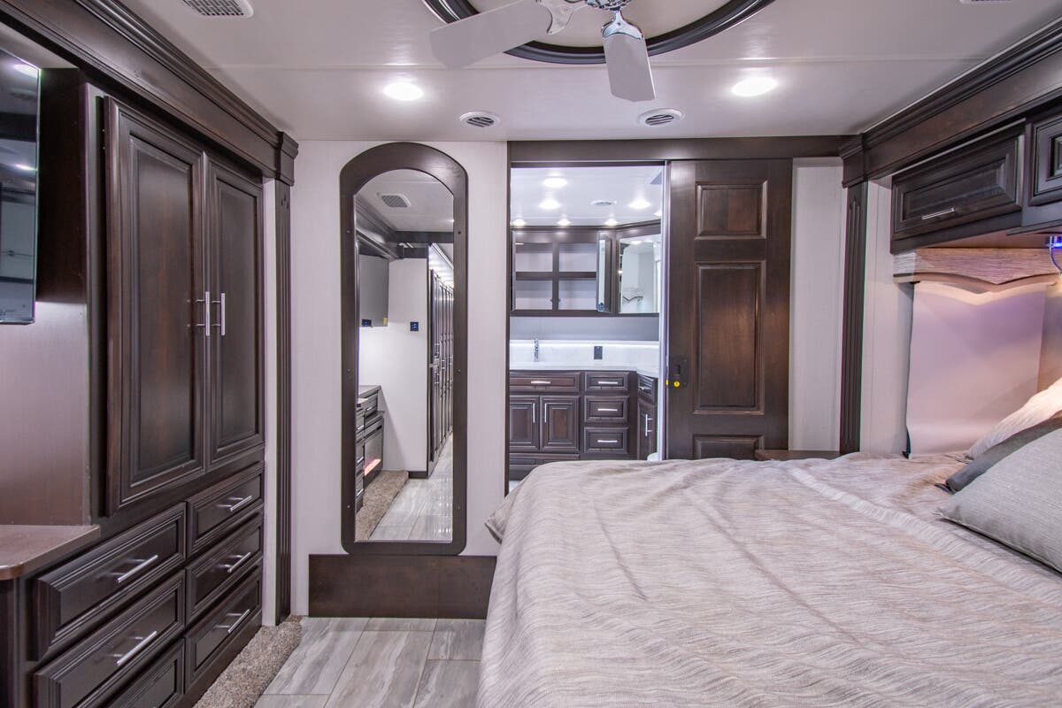 Bus-Stuff.com Class A Rv For Sale