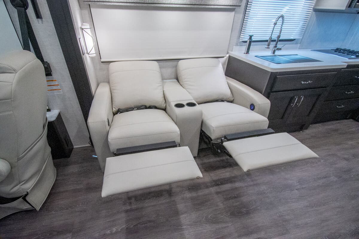 Bus-Stuff.com Class A Rv For Sale