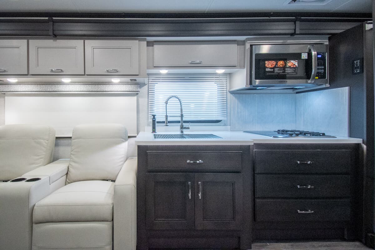 Bus-Stuff.com Class A Rv For Sale