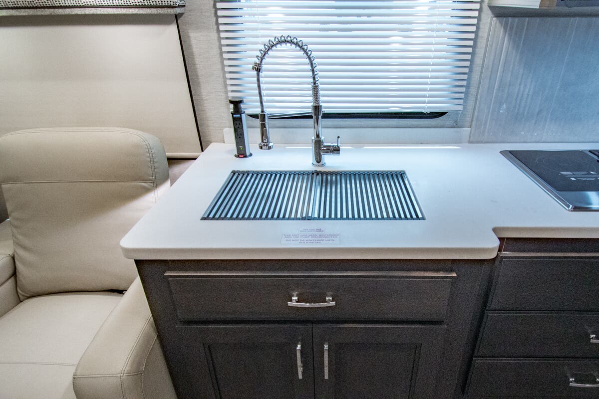 Bus-Stuff.com Class A Rv For Sale