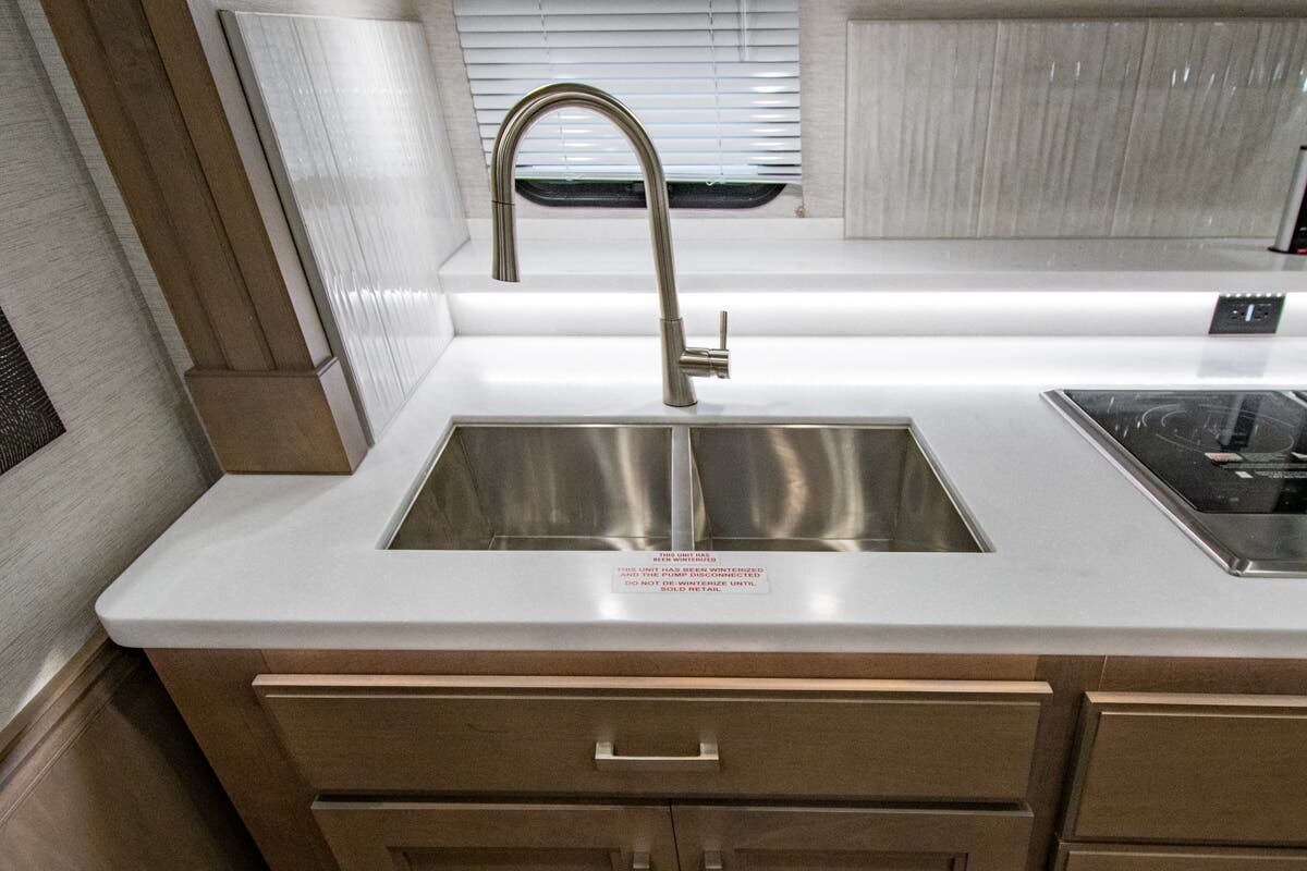 Bus-Stuff.com Class A Rv For Sale