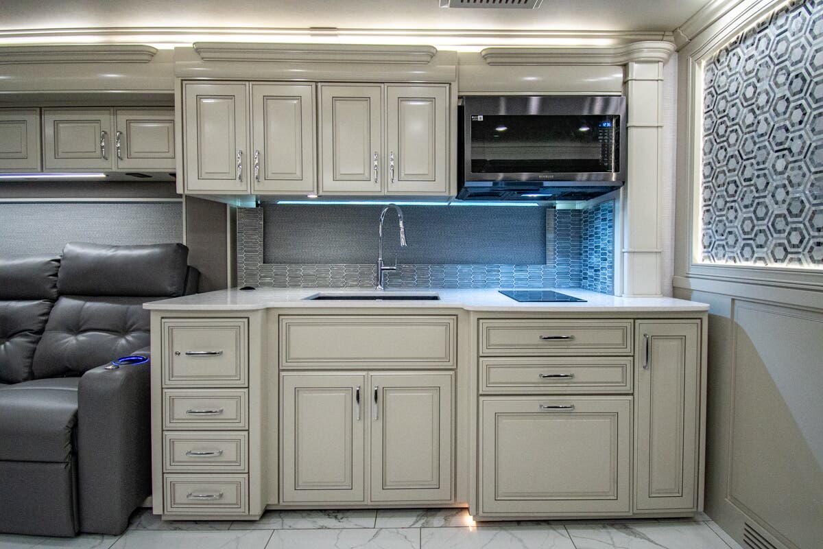 Bus-Stuff.com Class A Rv For Sale