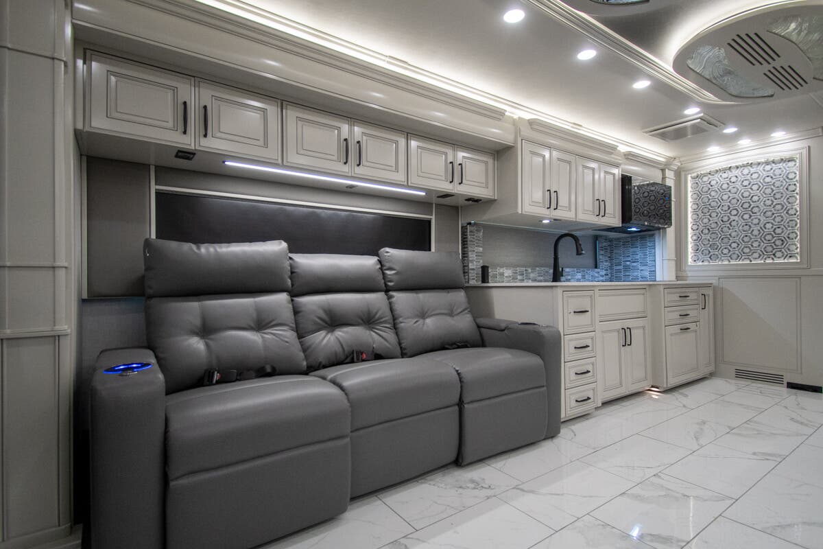 Bus-Stuff.com Class A Rv For Sale