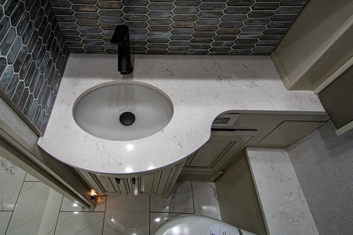 Bus-Stuff.com Class A Rv For Sale