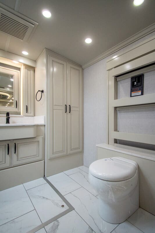 Bus-Stuff.com Class A Rv For Sale