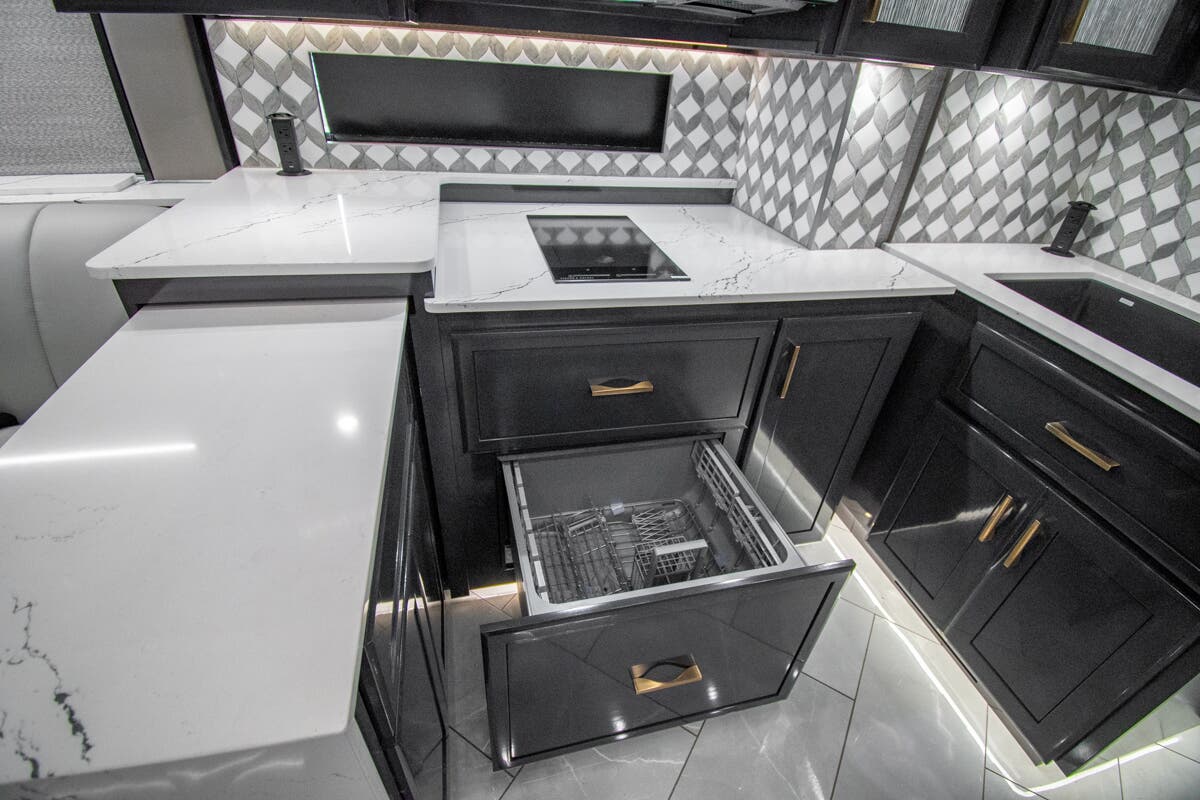 Bus-Stuff.com Class A Rv For Sale