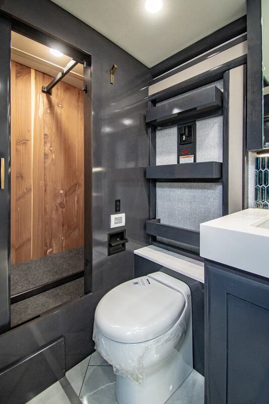 Bus-Stuff.com Class A Rv For Sale