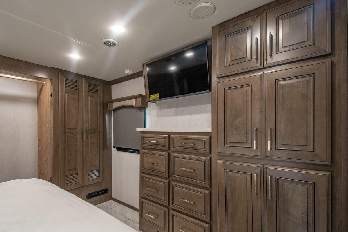 Bus-Stuff.com Class A Rv For Sale
