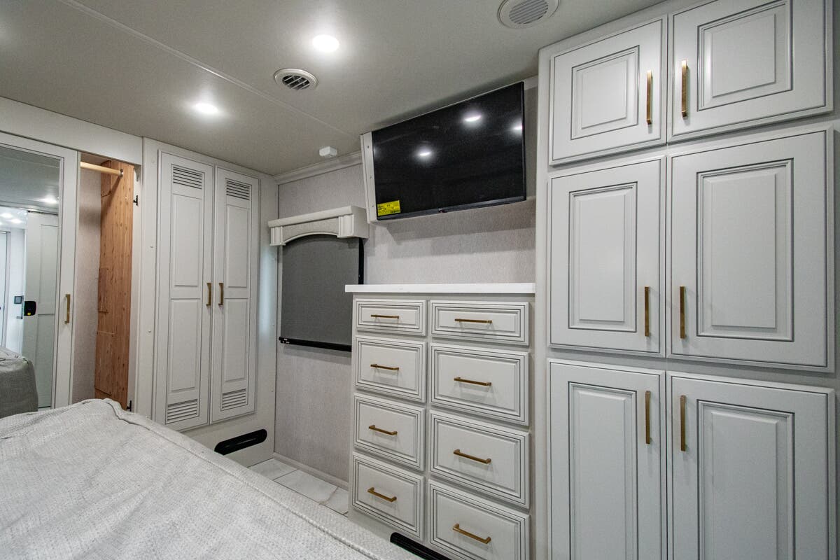 Bus-Stuff.com Class A Rv For Sale