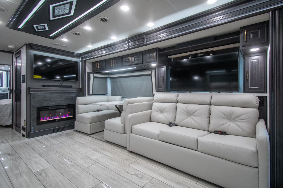 Bus-Stuff.com Class A Rv For Sale