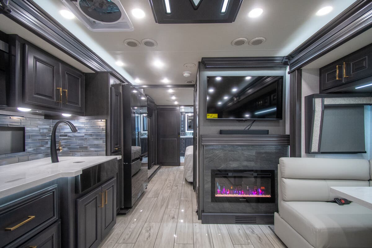 Bus-Stuff.com Class A Rv For Sale