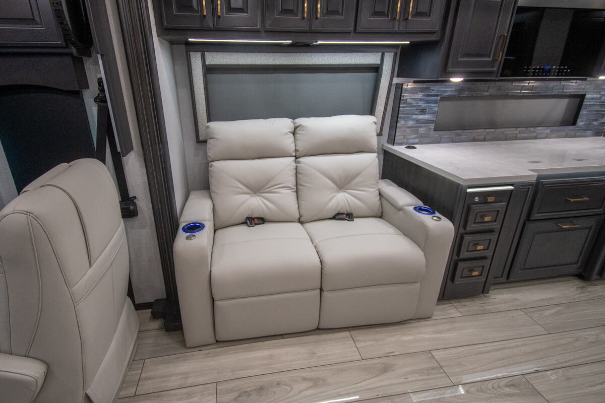 Bus-Stuff.com Class A Rv For Sale