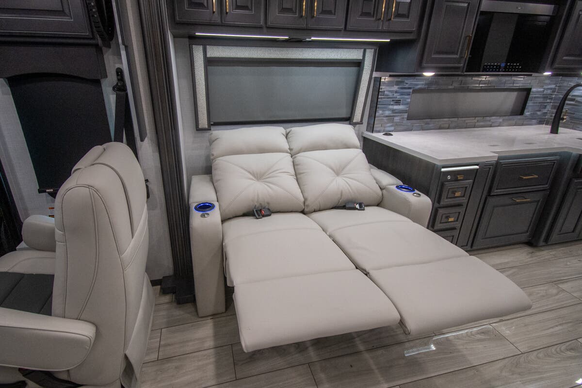 Bus-Stuff.com Class A Rv For Sale