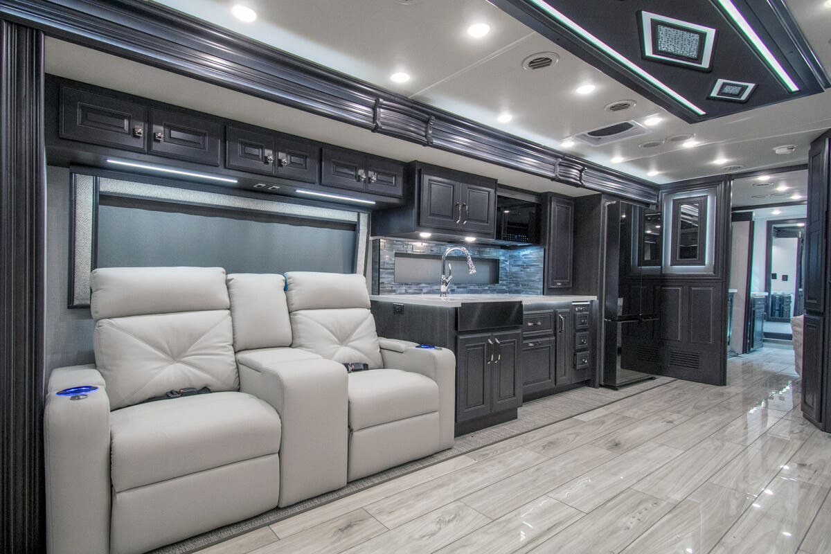 Bus-Stuff.com Class A Rv For Sale
