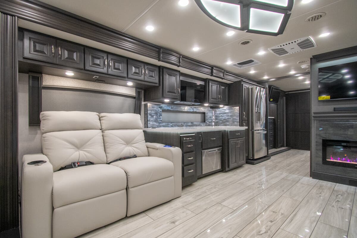 Bus-Stuff.com Class A Rv For Sale