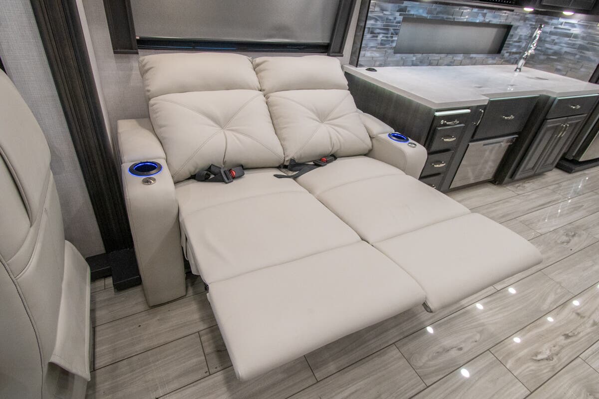 Bus-Stuff.com Class A Rv For Sale