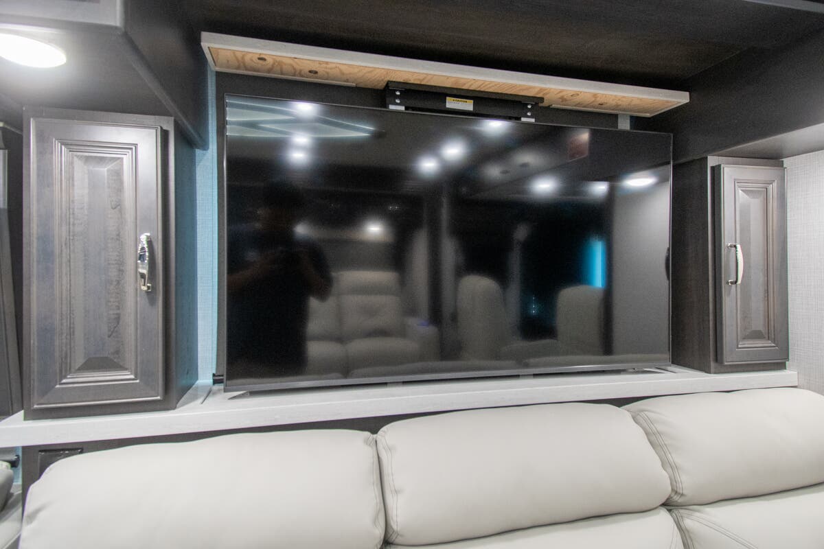 Bus-Stuff.com Class A Rv For Sale