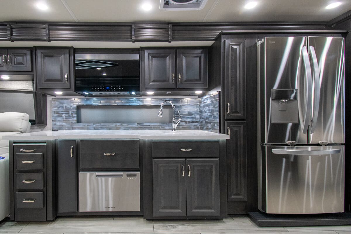 Bus-Stuff.com Class A Rv For Sale