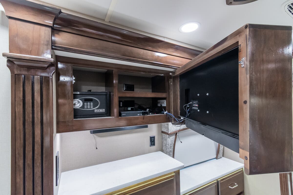 Bus-Stuff.com Class A Rv For Sale
