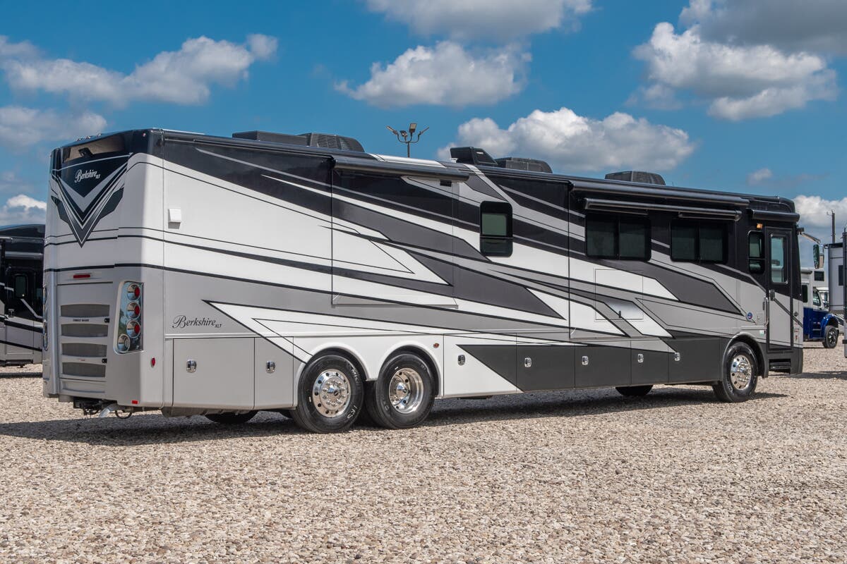 Bus-Stuff.com Class A Rv For Sale