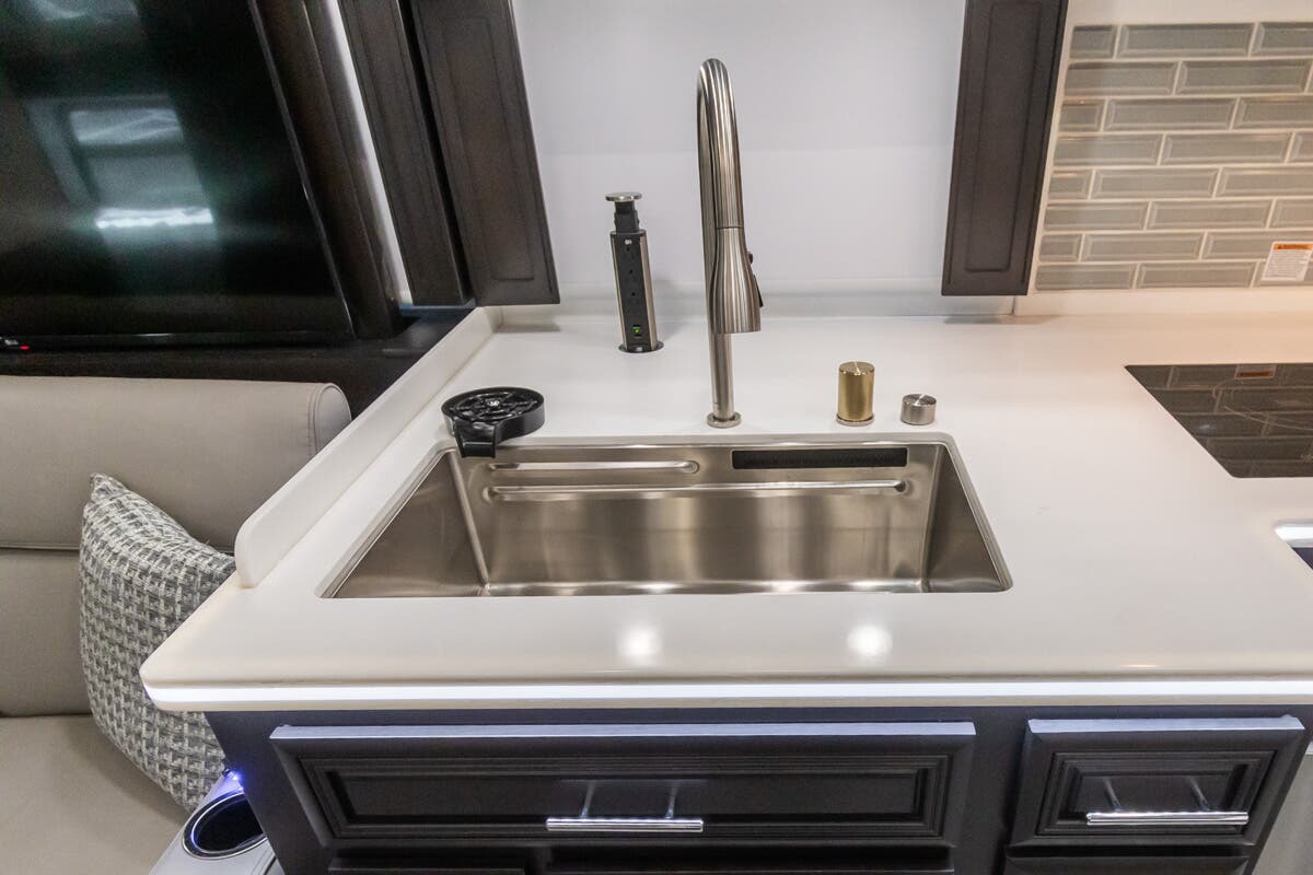 Bus-Stuff.com Class A Rv For Sale