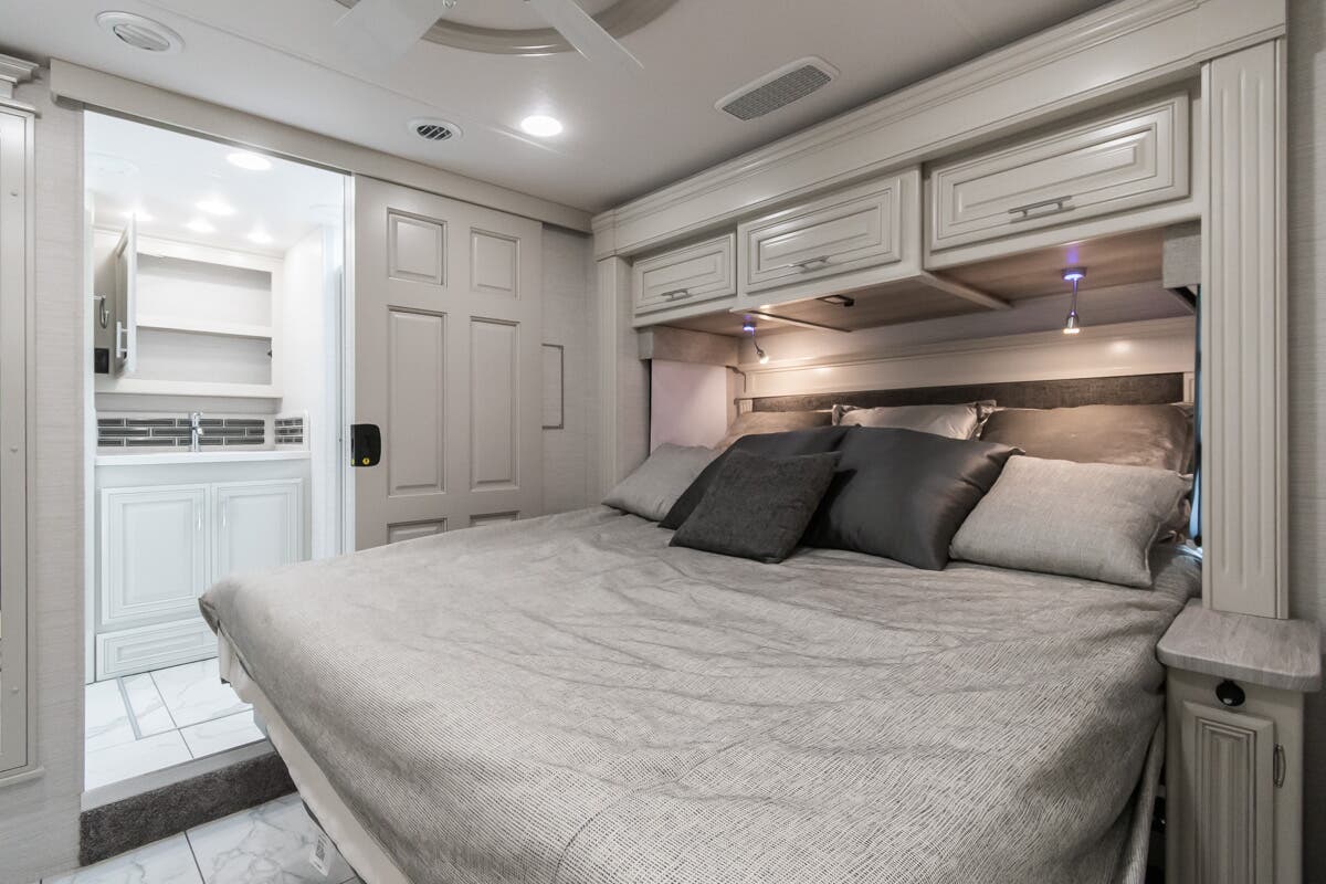 Bus-Stuff.com Class A Rv For Sale