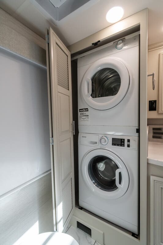 Bus-Stuff.com Class A Rv For Sale