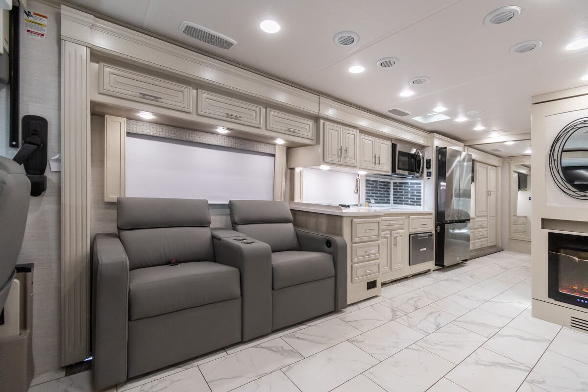 Bus-Stuff.com Class A Rv For Sale