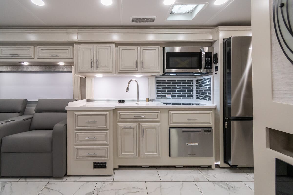 Bus-Stuff.com Class A Rv For Sale