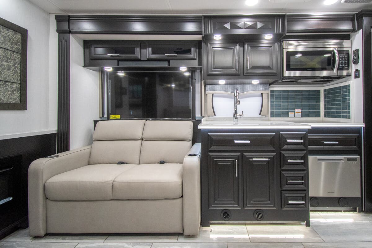 Bus-Stuff.com Class A Rv For Sale