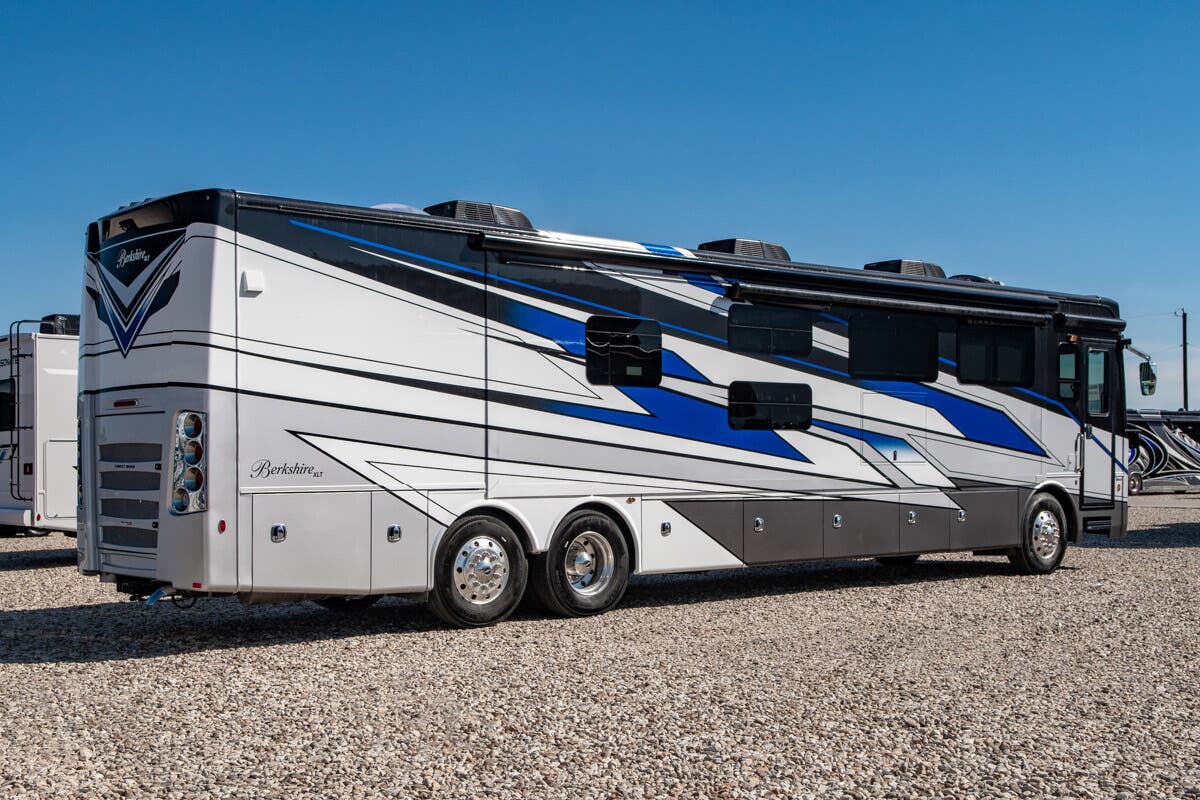 Bus-Stuff.com Class A Rv For Sale